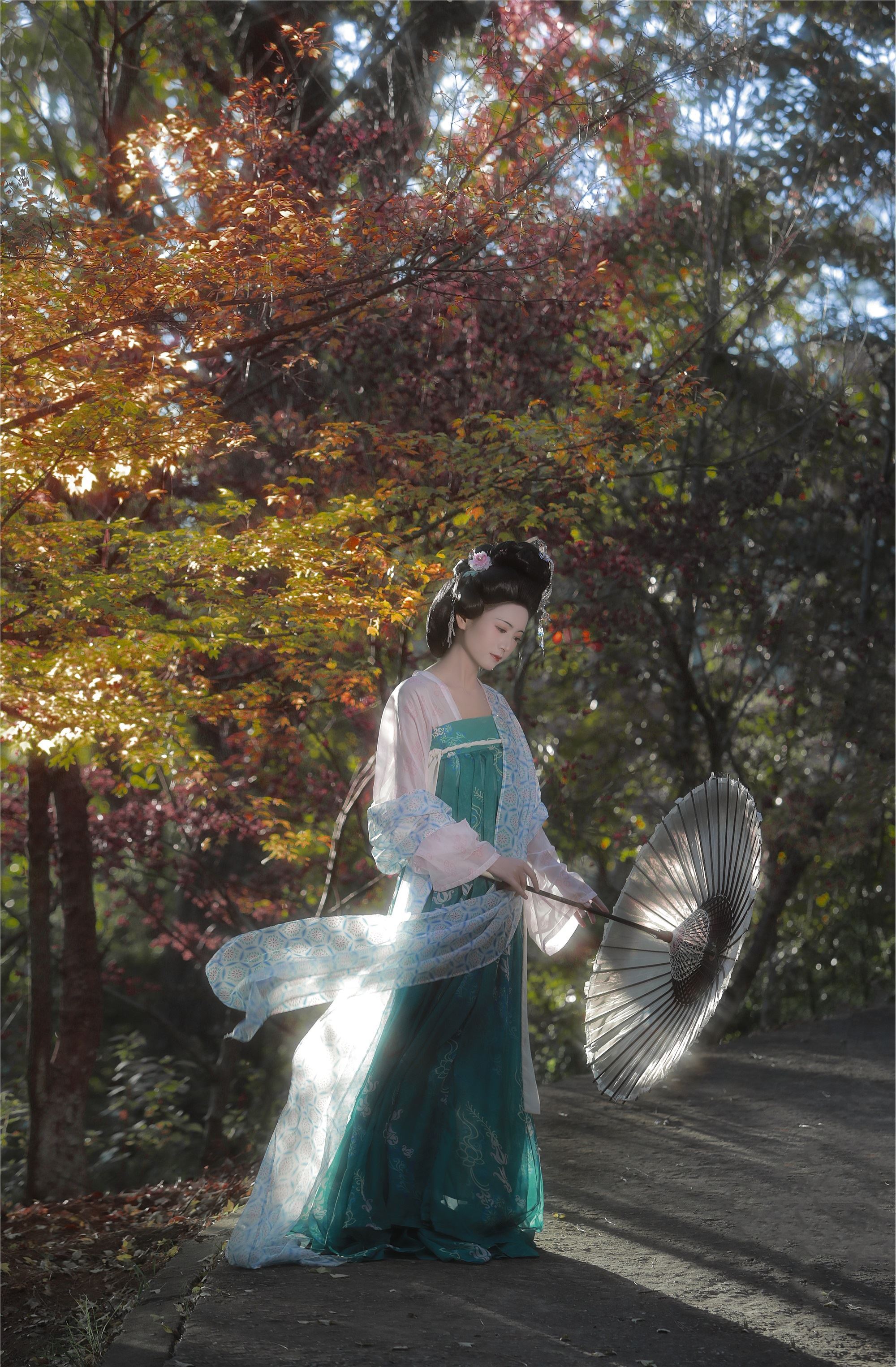 YITUYU艺图语 2025.01.25 橙黄橘绿时 瑜瑾